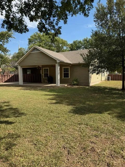613 Main Street Muenster, TX 76252