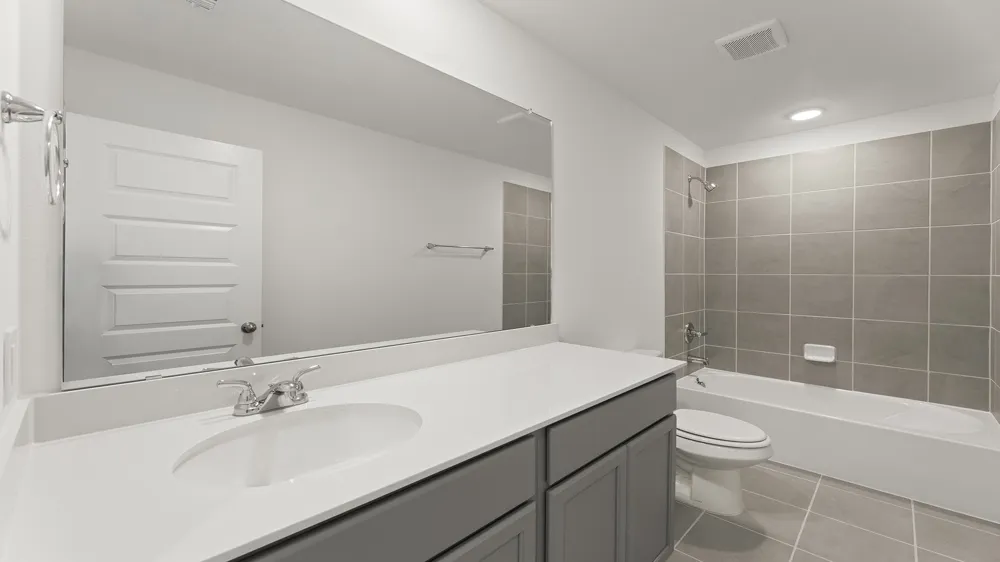 748 Hidden Feather Drive Lavon, TX 75166