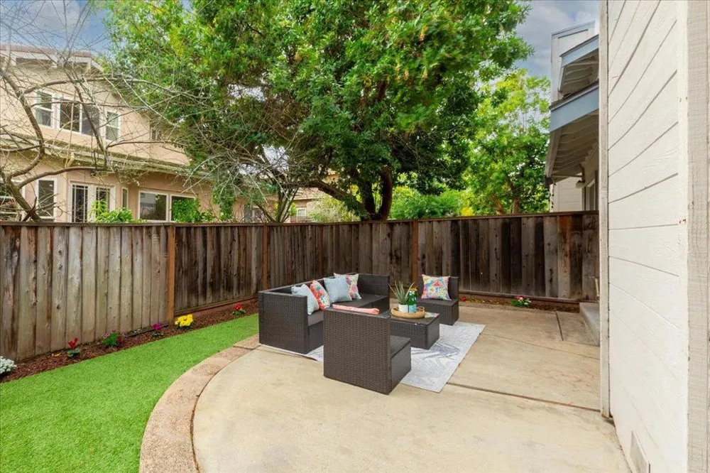 21686 Olive Avenue Cupertino, CA 95014