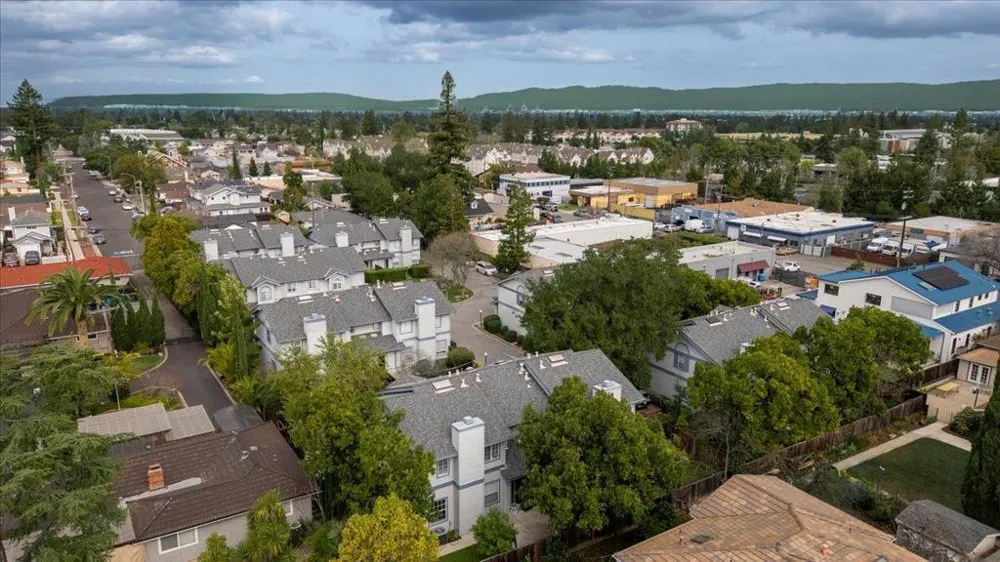 21686 Olive Avenue Cupertino, CA 95014