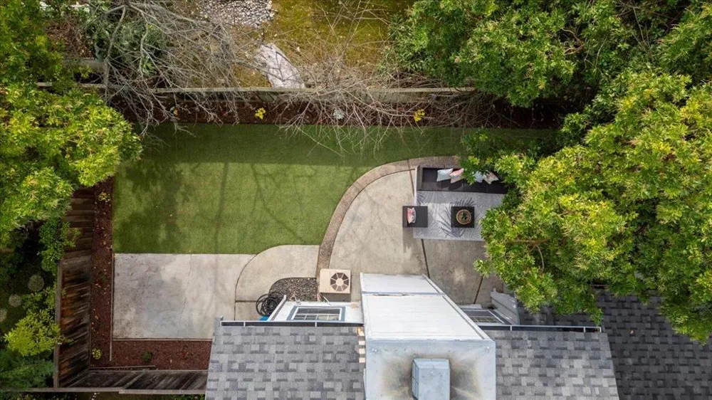 21686 Olive Avenue Cupertino, CA 95014