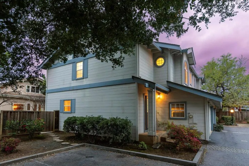 21686 Olive Avenue Cupertino, CA 95014