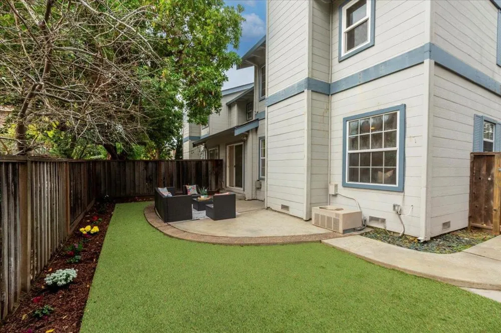 21686 Olive Avenue Cupertino, CA 95014