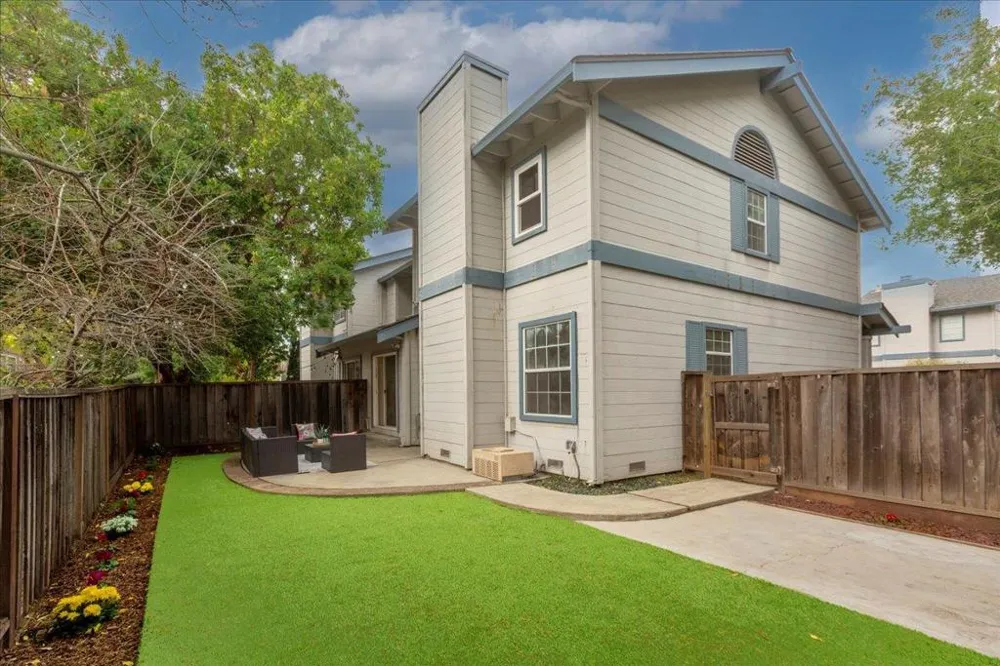 21686 Olive Avenue Cupertino, CA 95014