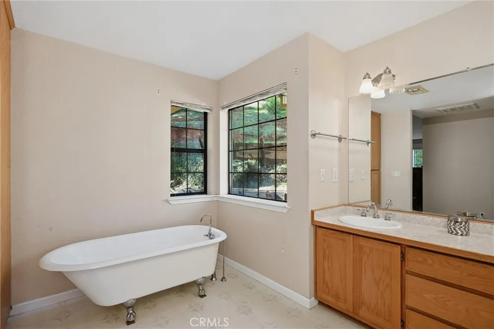 3469 Greenwood Kelseyville, CA 95451