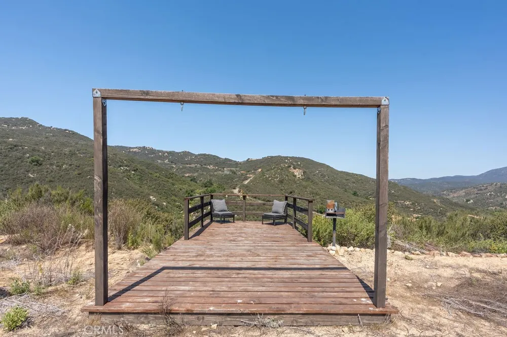7 Hombre Ln Murrieta, CA 92562
