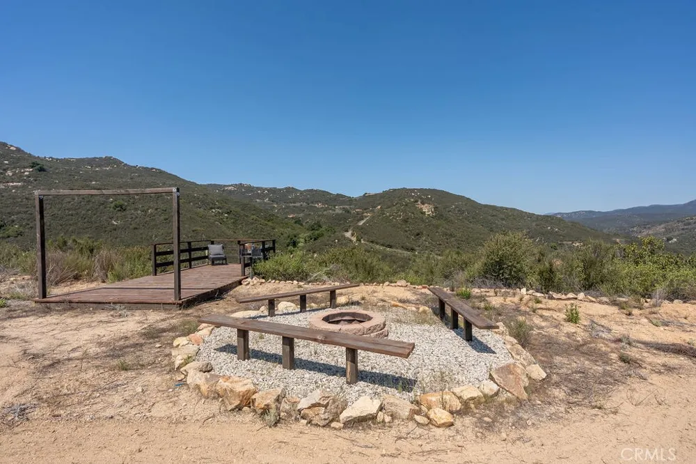 7 Hombre Ln Murrieta, CA 92562