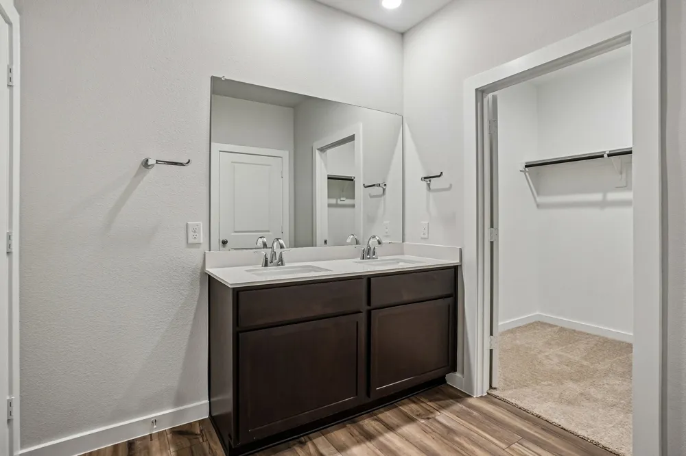 3563 Bronze Oak Terrace Dallas, TX 75253
