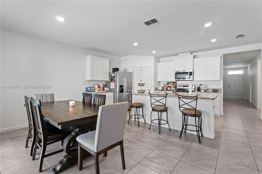 7162 tigereye way Grant Valkaria, FL 32949