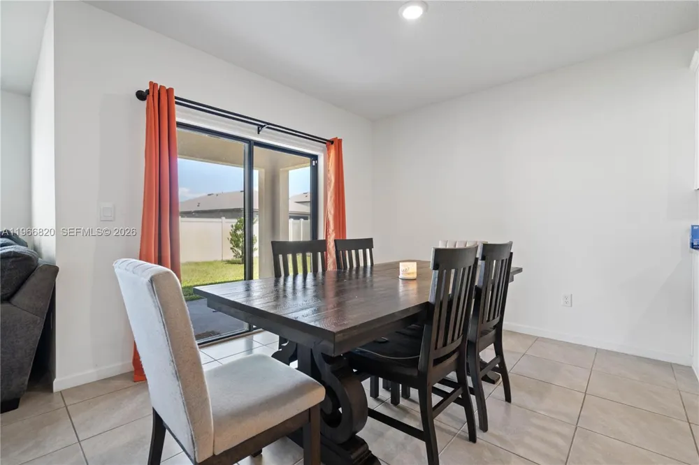 7162 tigereye way Grant Valkaria, FL 32949