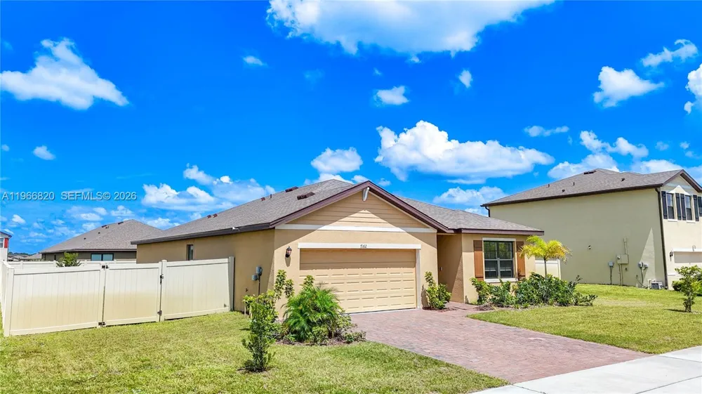 7162 tigereye way Grant Valkaria, FL 32949