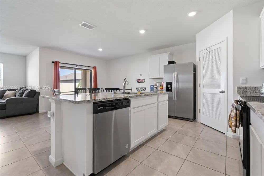 7162 tigereye way Grant Valkaria, FL 32949