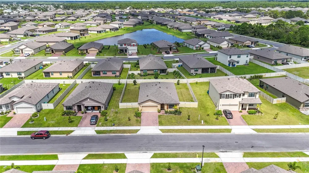 7162 tigereye way Grant Valkaria, FL 32949