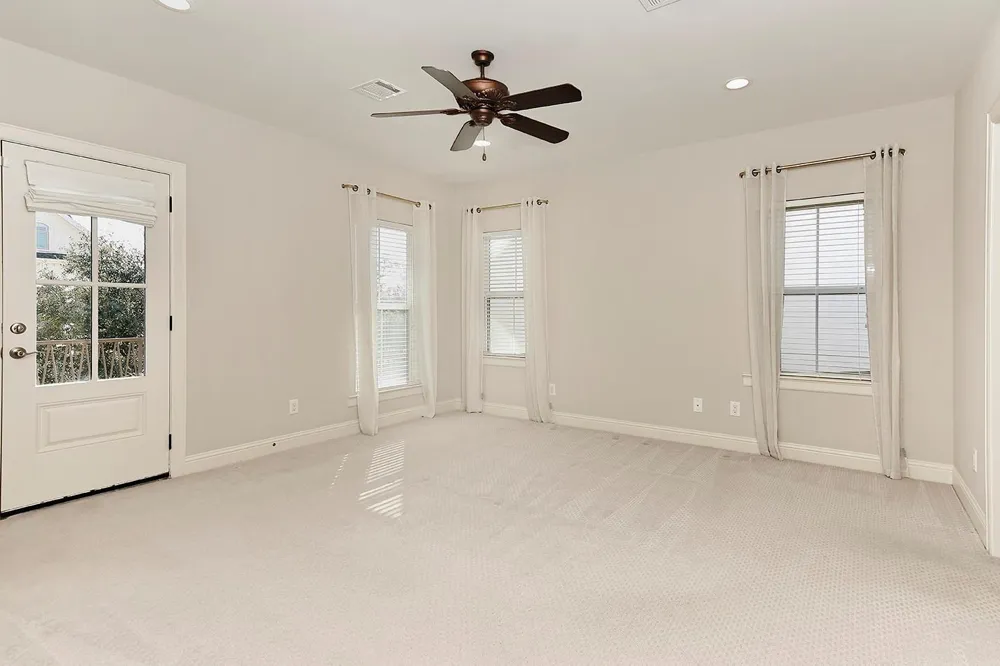 254 Green Boulevard Shenandoah, TX 77384