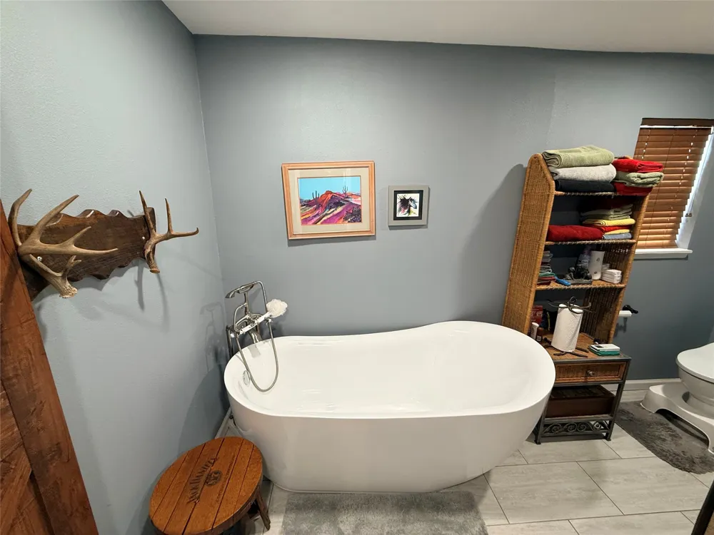 351 Bosque Bend Lane China Spring, TX 76633