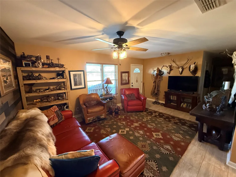 351 Bosque Bend Lane China Spring, TX 76633