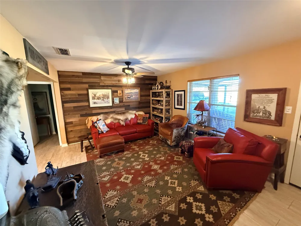 351 Bosque Bend Lane China Spring, TX 76633