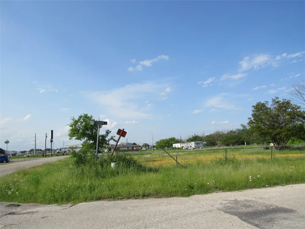 207 Newell Drive Hudson Oaks, TX 76087