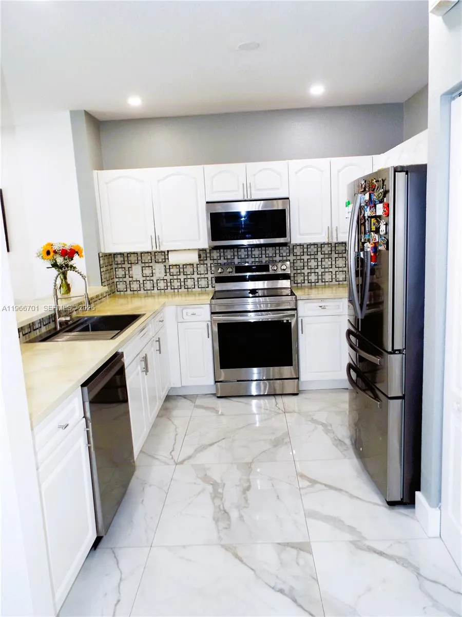 21470 SW 85th Path Cutler Bay, FL 33189