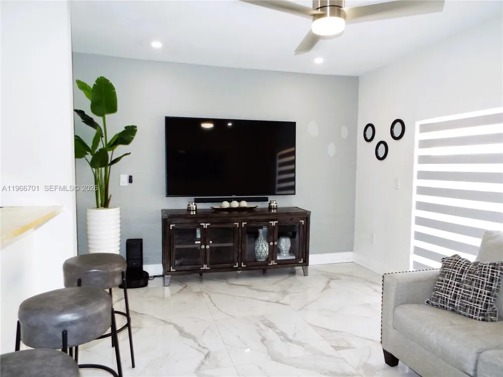 21470 SW 85th Path Cutler Bay, FL 33189