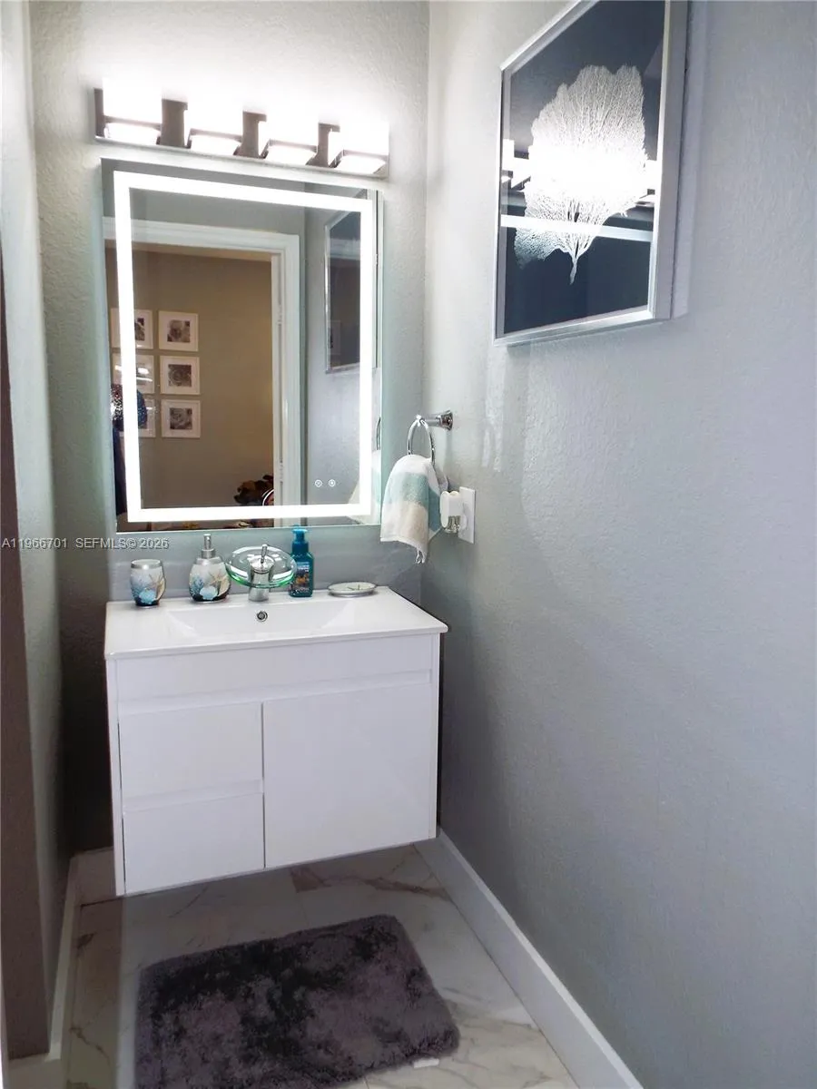 21470 SW 85th Path Cutler Bay, FL 33189