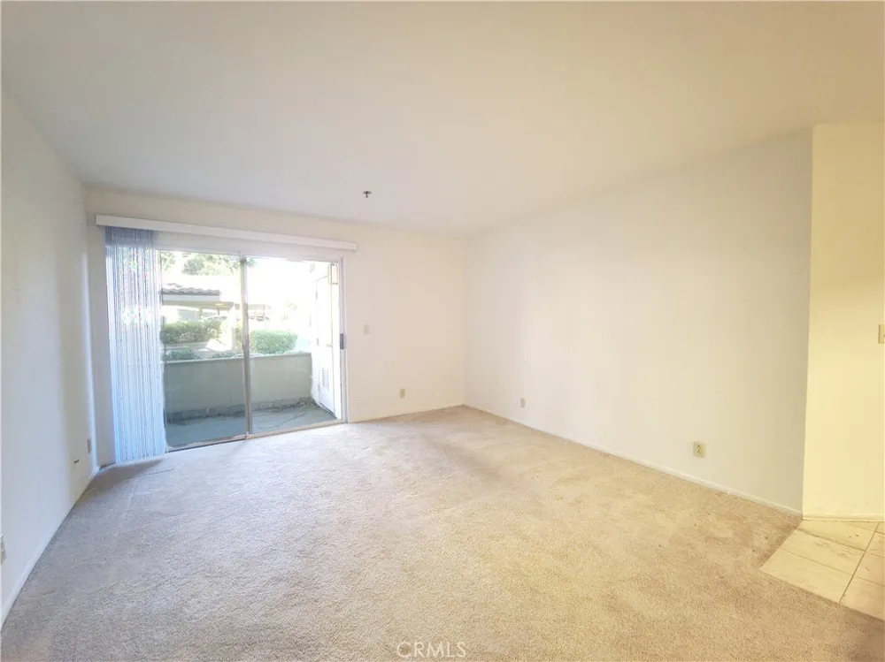5728 Oak Bend Lane #202 Oak Park, CA 91377
