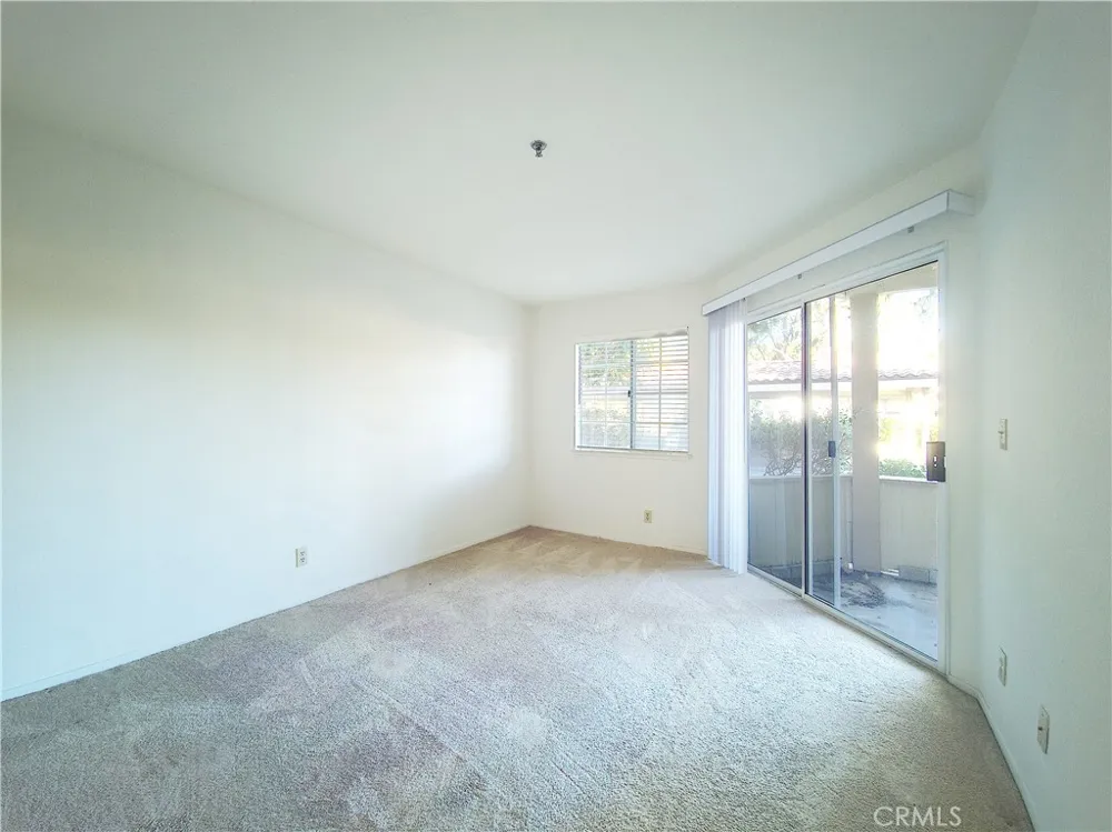 5728 Oak Bend Lane #202 Oak Park, CA 91377