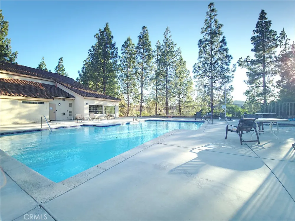 5728 Oak Bend Lane #202 Oak Park, CA 91377