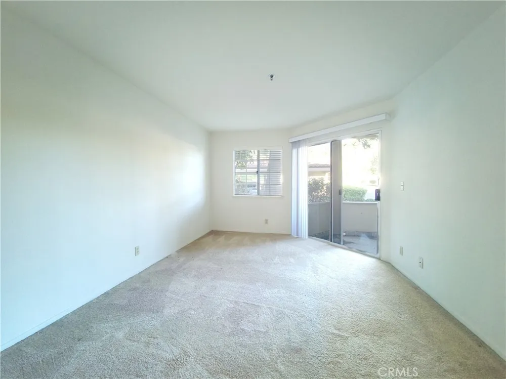 5728 Oak Bend Lane #202 Oak Park, CA 91377