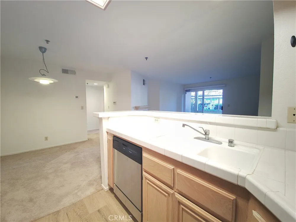 5728 Oak Bend Lane #202 Oak Park, CA 91377