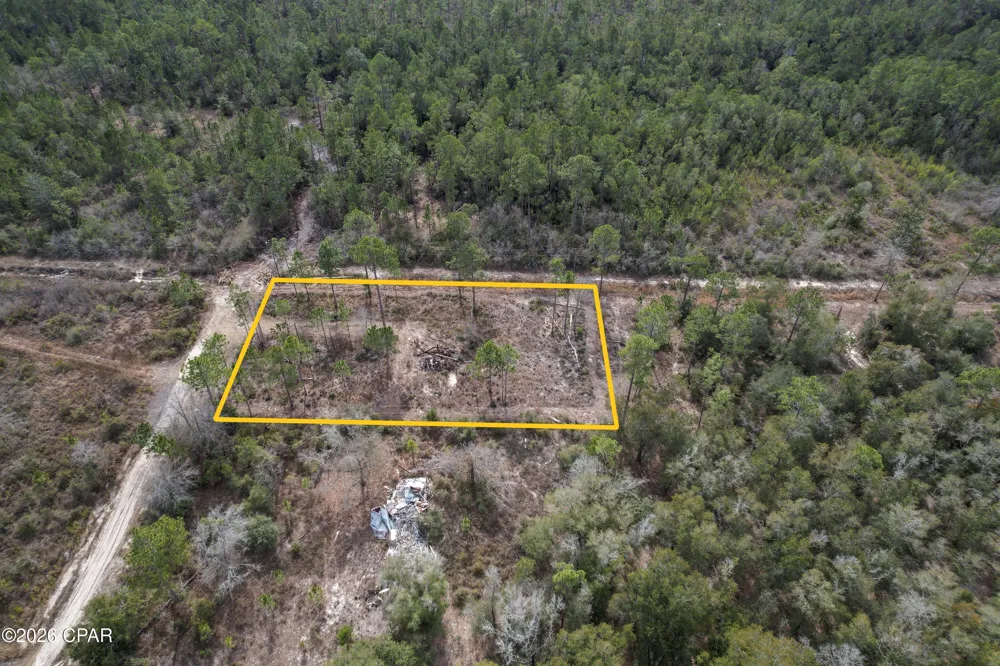 21101 Joann Lane Fountain, FL 32438