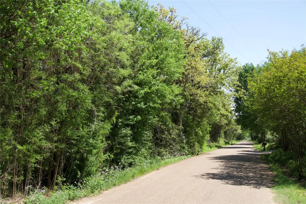 1035 Old Sayers Road Elgin, TX 78621