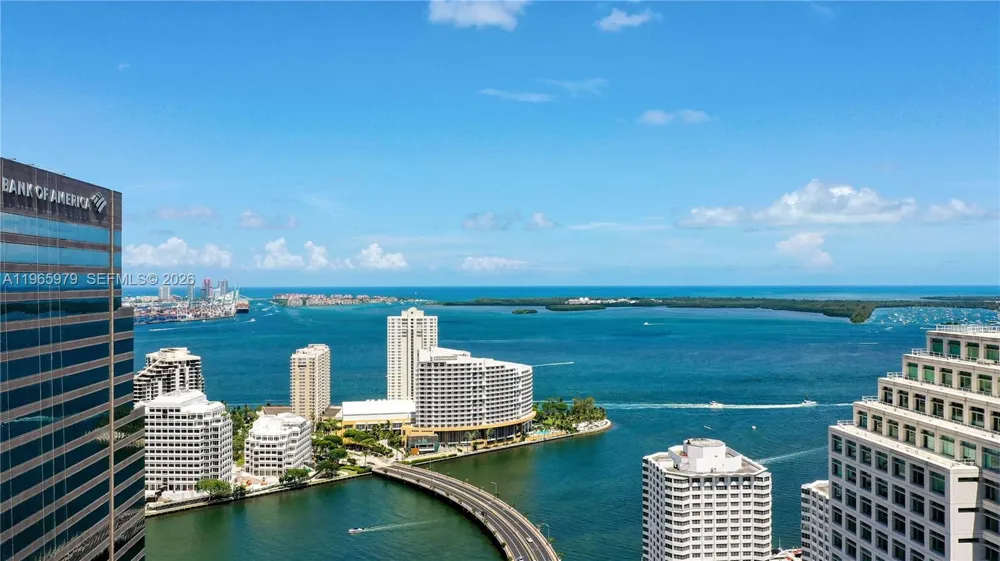 68 SE 6th St #1201 Miami, FL 33131