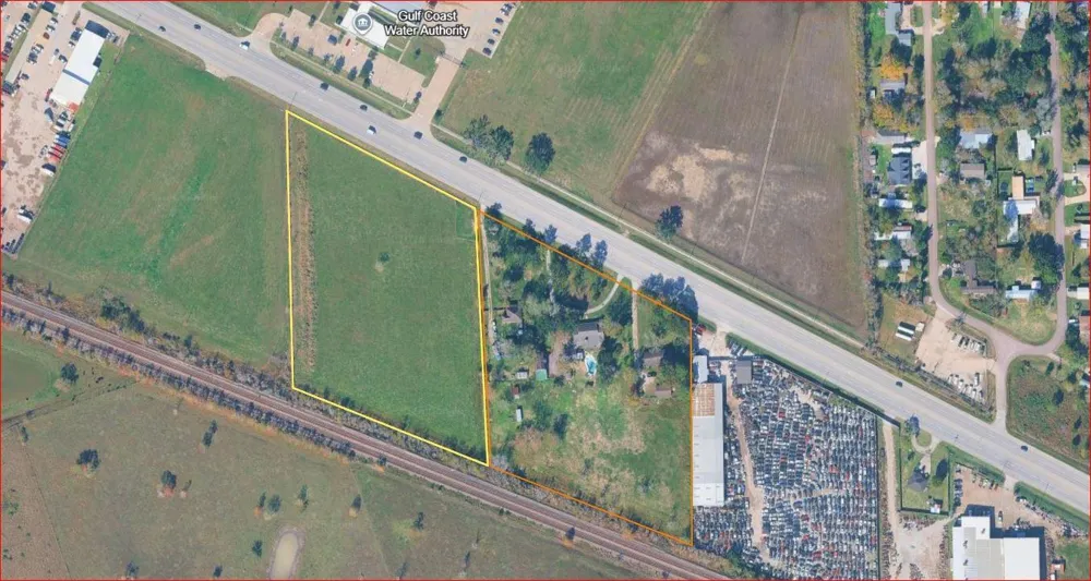 4140 E Highway 6 Alvin, TX 77511