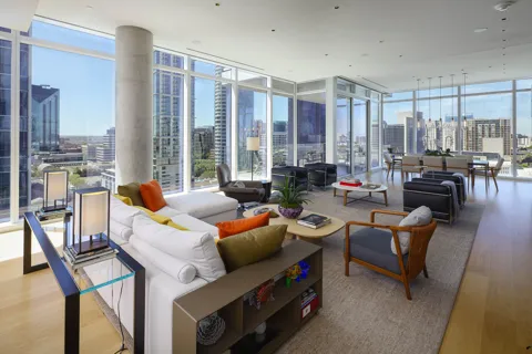 1747 Leonard Street #1102