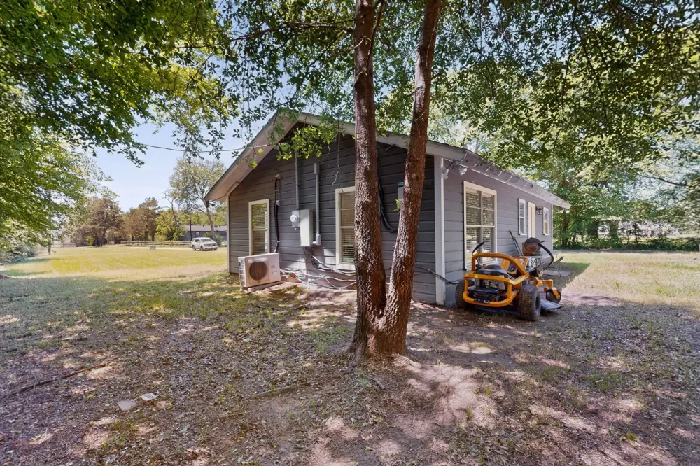 1586 Fm 2324 Emory, TX 75440