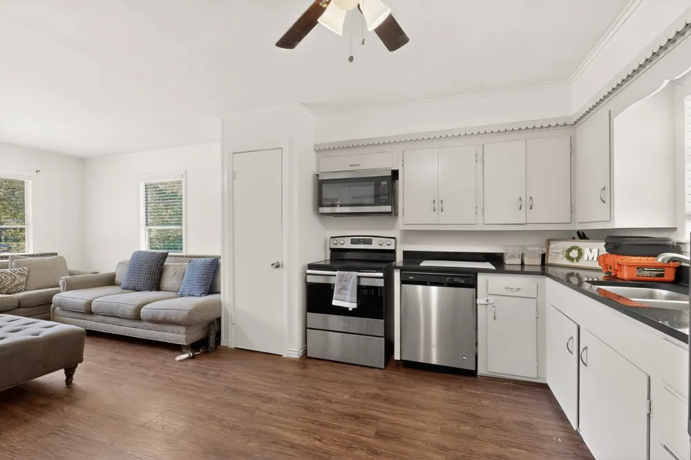 1586 Fm 2324 Emory, TX 75440