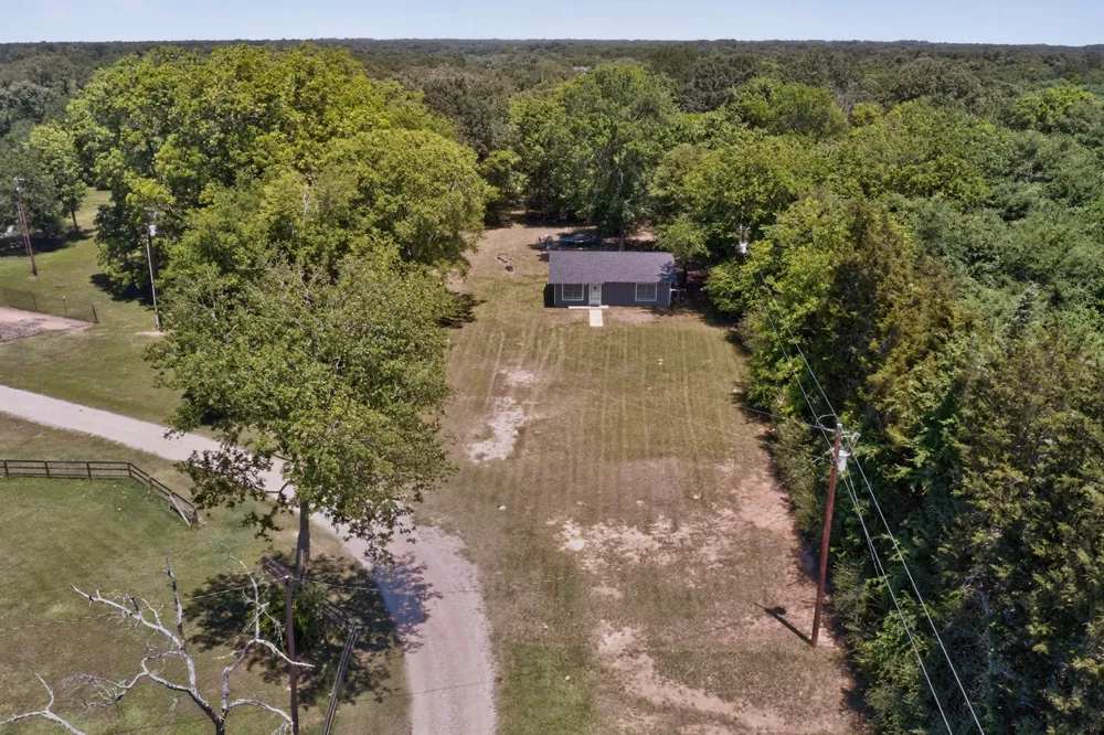 1586 Fm 2324 Emory, TX 75440