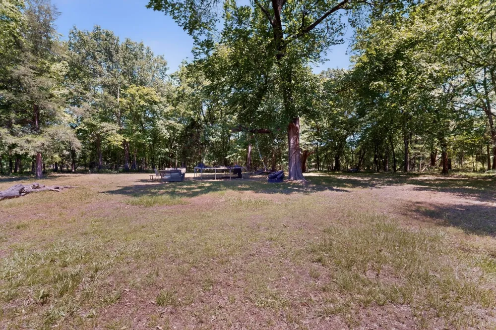 1586 Fm 2324 Emory, TX 75440