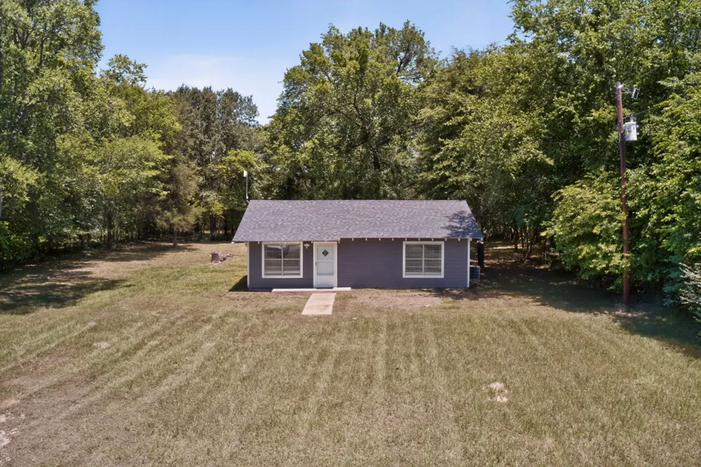 1586 Fm 2324 Emory, TX 75440