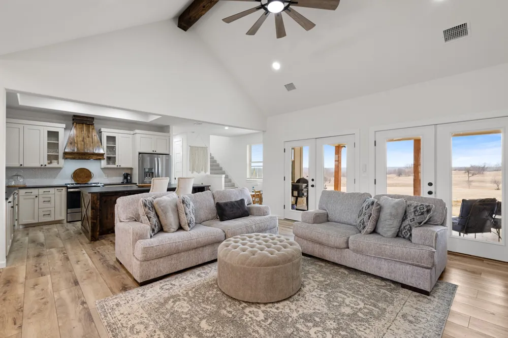 476 Silver Leaf Drive Sunset, TX 76270