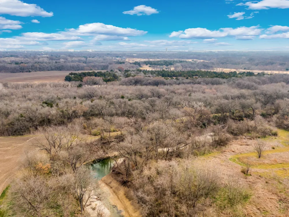 810 Truman Circle Lancaster, TX 75146