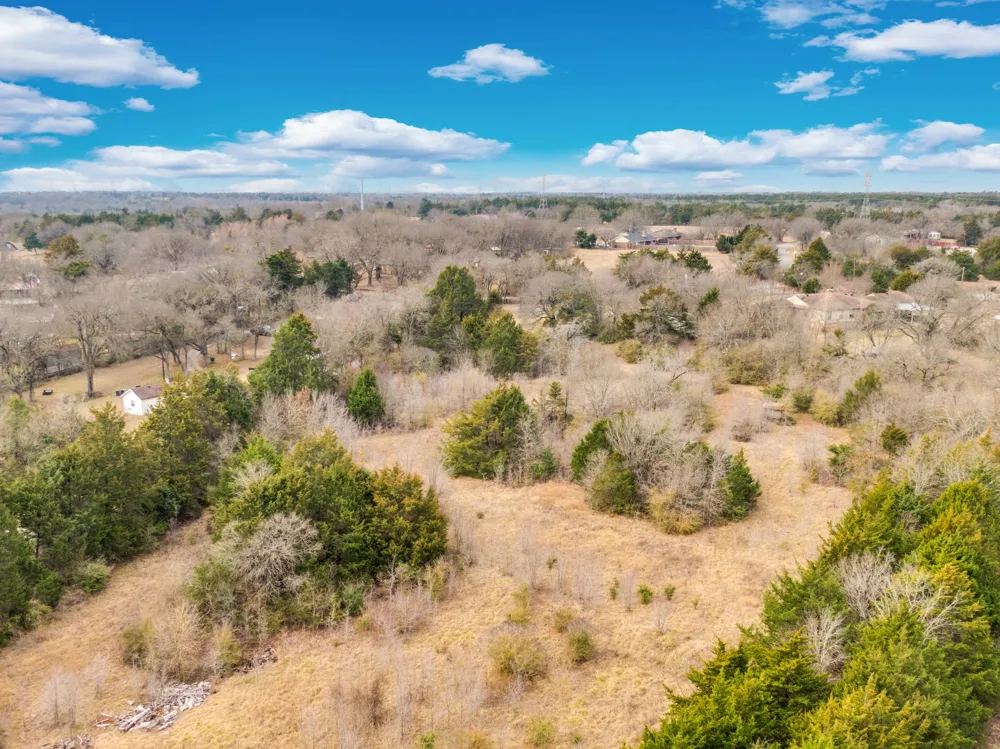 810 Truman Circle Lancaster, TX 75146