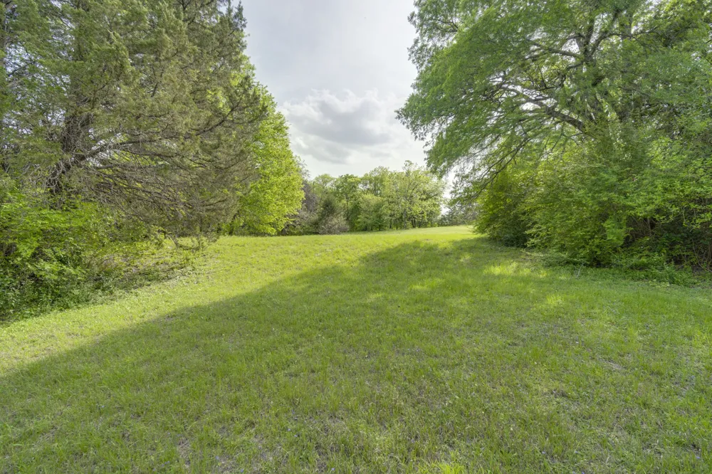 810 Truman Circle Lancaster, TX 75146