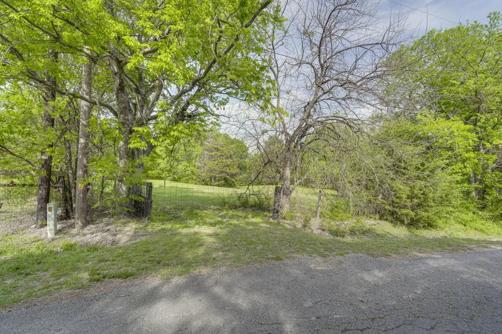 810 Truman Circle Lancaster, TX 75146