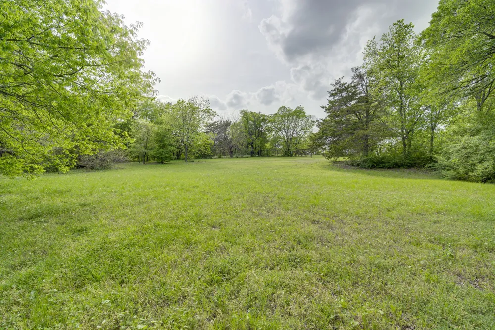 810 Truman Circle Lancaster, TX 75146