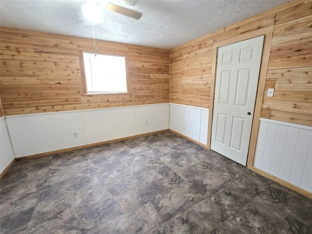 127 Navaho Trail Trinity, TX 75862