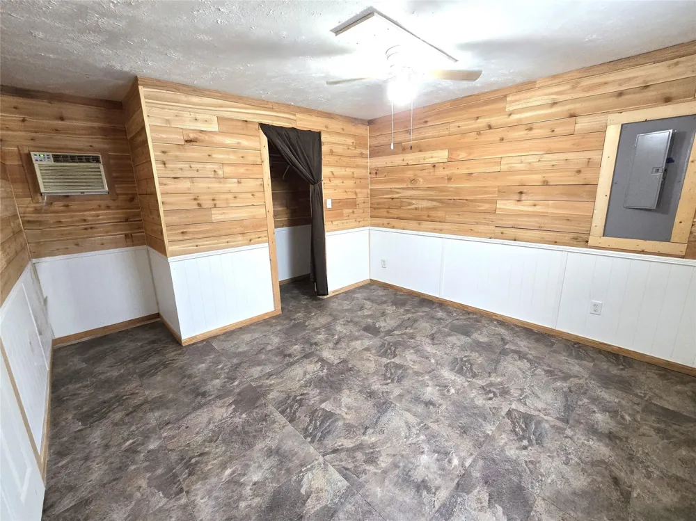 127 Navaho Trail Trinity, TX 75862