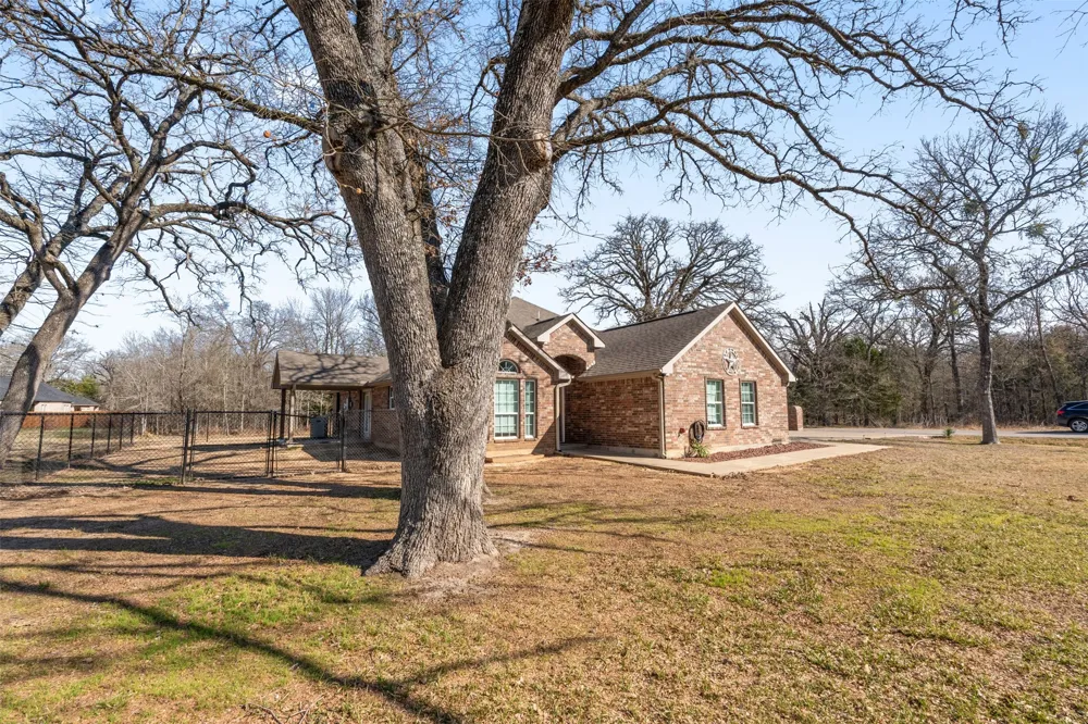 101 Driftwood Drive Trinidad, TX 75163