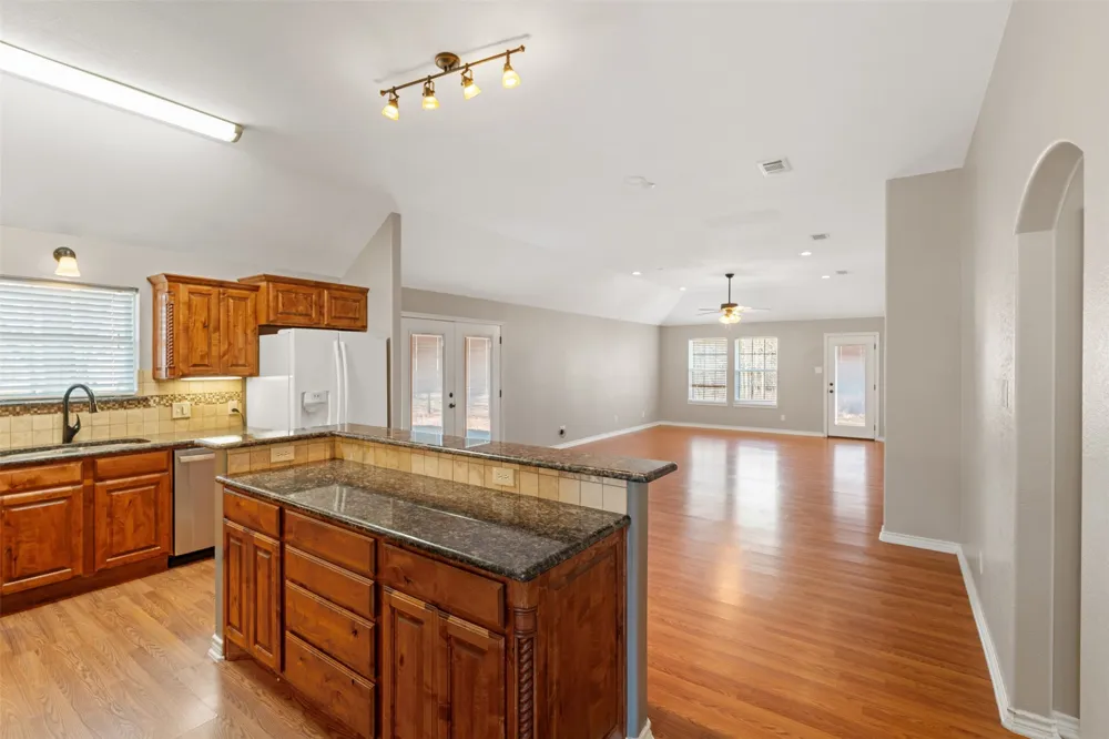 101 Driftwood Drive Trinidad, TX 75163